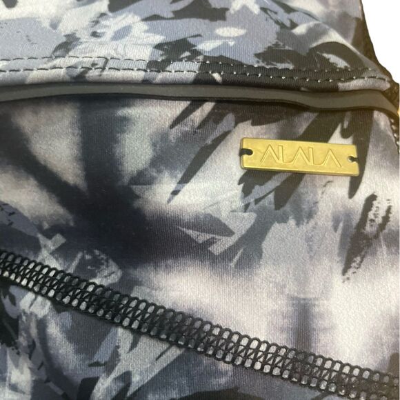 Alala Leggings Palm Shadow Captain Design Womens Size Small - Picture 9 of 12